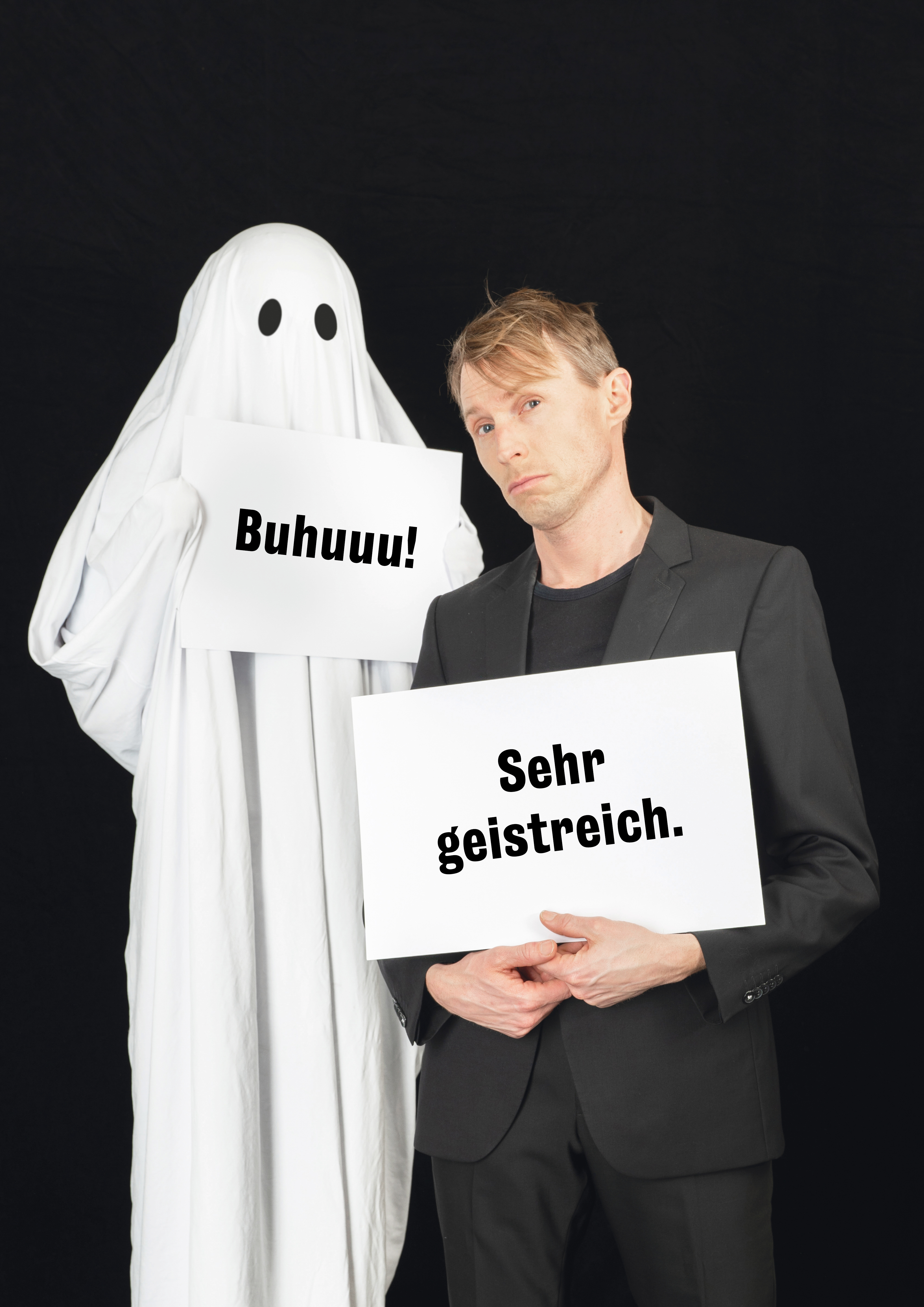 Jenseitig-Pressefoto_hoch_2.jpg